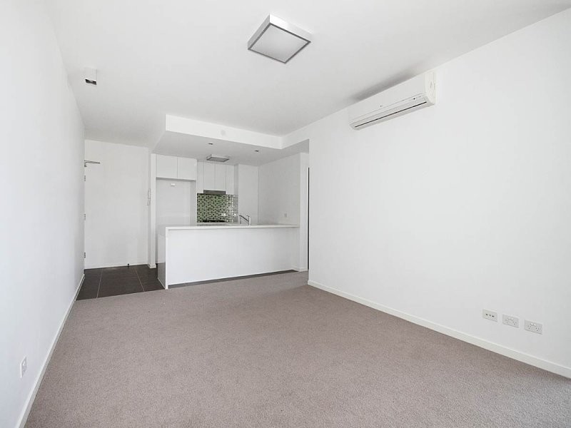 305/159 Logan Road, Woolloongabba QLD 4102