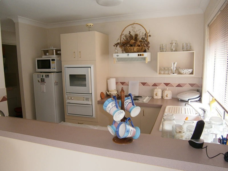 23 Tristan Court, Benowa QLD 4217