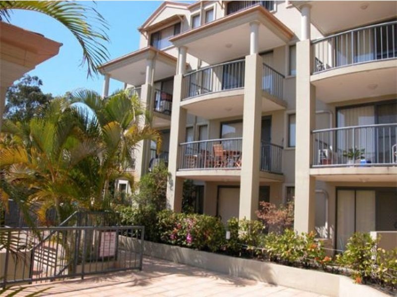 19/8 Whitby Street, Southport QLD 4215