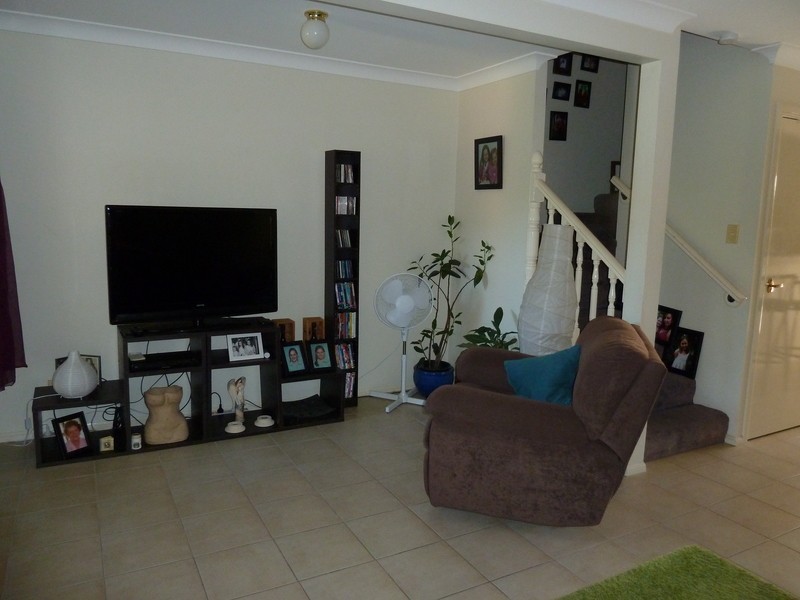 23 Tristan Court, Benowa QLD 4217