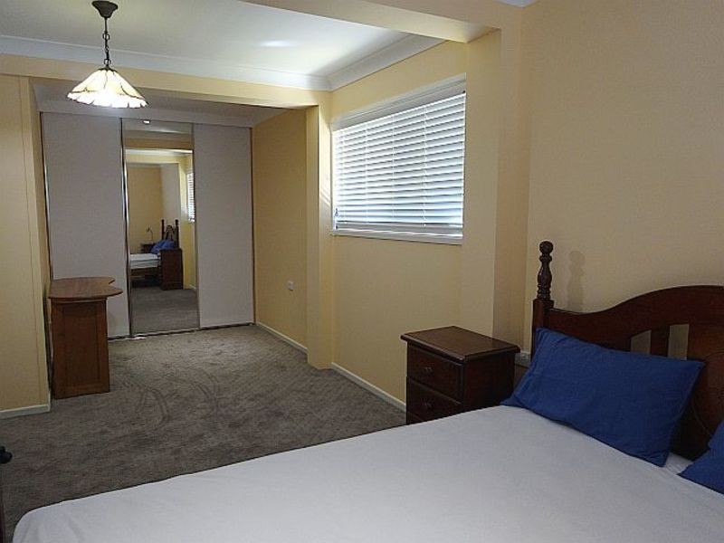 18 Andrea Street, Tarragindi QLD 4121