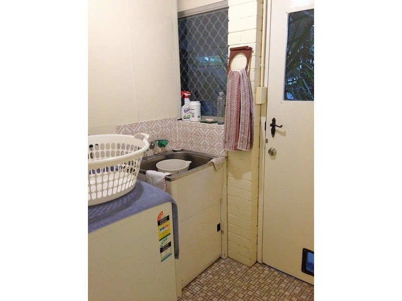 18 Andrea Street, Tarragindi QLD 4121