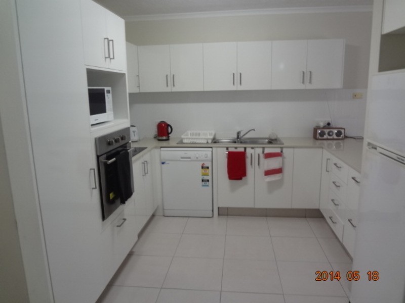 166  Surf Prd, Broadbeach QLD 4218