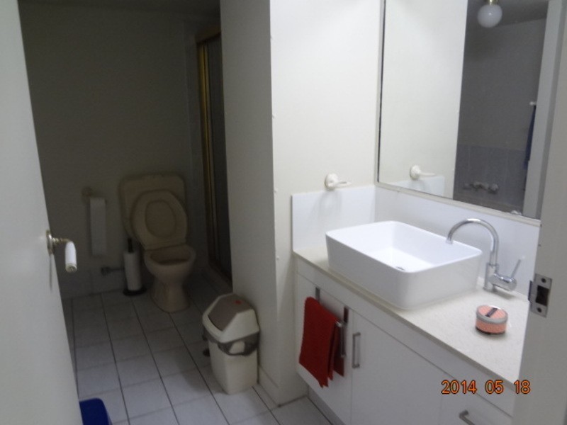 166  Surf Prd, Broadbeach QLD 4218