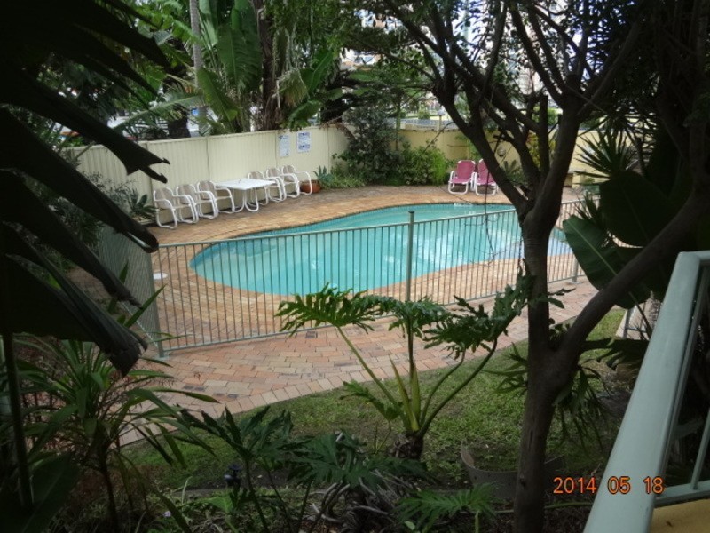 166  Surf Prd, Broadbeach QLD 4218