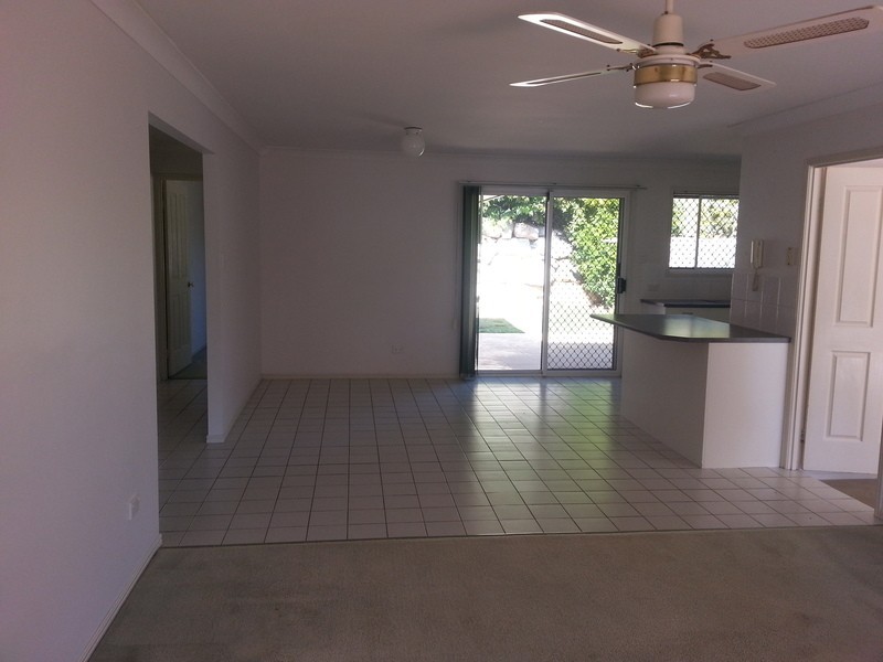 18 Sunny Court, Sunnybank Hills QLD 4109