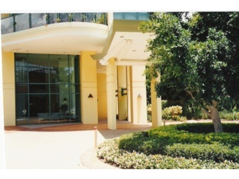 24/27 Harbour Rd, Windermere Tower, Hamilton QLD 4007