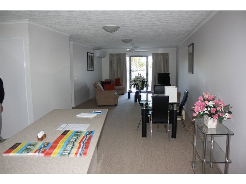 10 Ahern Street, Labrador QLD 4215