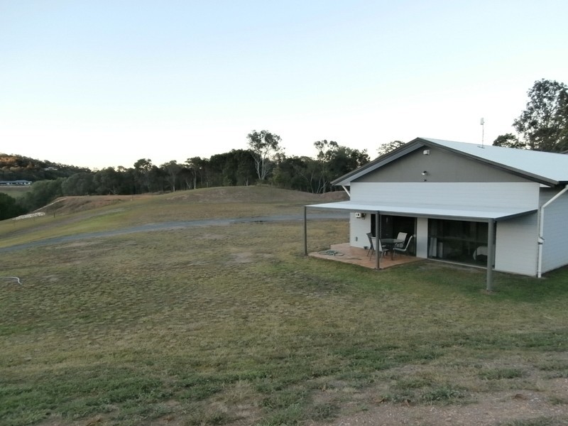 25 Blacks Road, Willow Vale QLD 4209