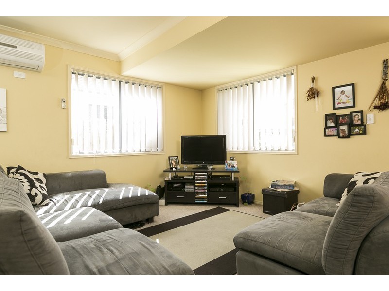 1 Santa Isobel Blvd, Pacific Pines QLD 4211