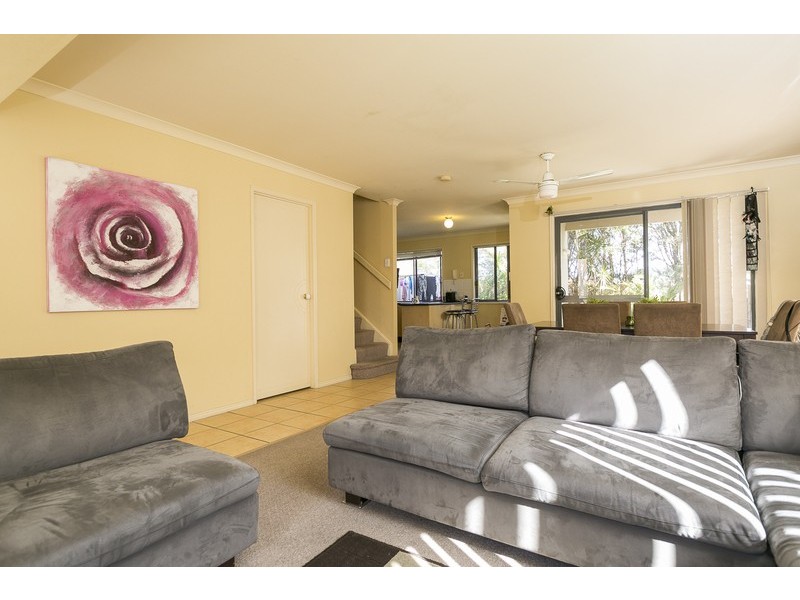 1 Santa Isobel Blvd, Pacific Pines QLD 4211