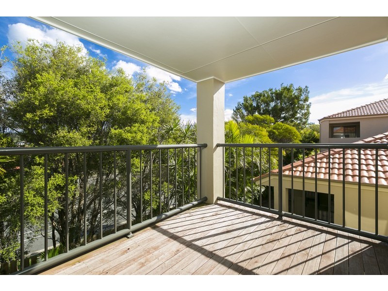 1 Santa Isobel Blvd, Pacific Pines QLD 4211