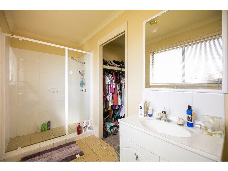 1 Santa Isobel Blvd, Pacific Pines QLD 4211