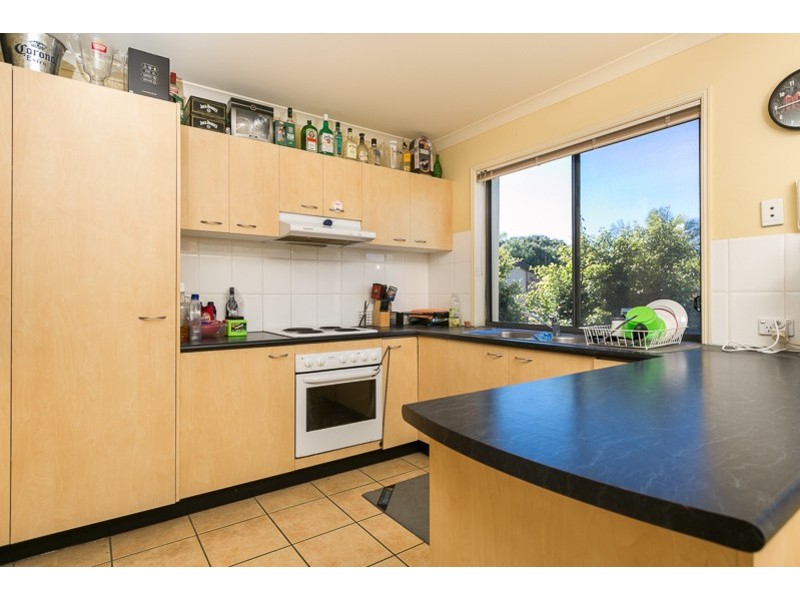 1/1 Santa Isobel Blvd, Pacific Pines QLD 4211