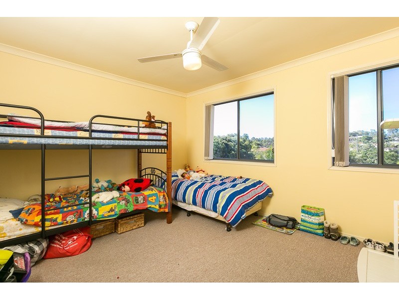 1/1 Santa Isobel Blvd, Pacific Pines QLD 4211