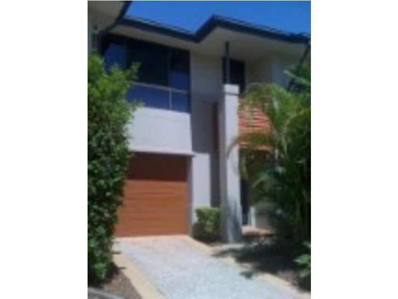 21/2-8 North Shore Ave, Varsity Lakes QLD 4227