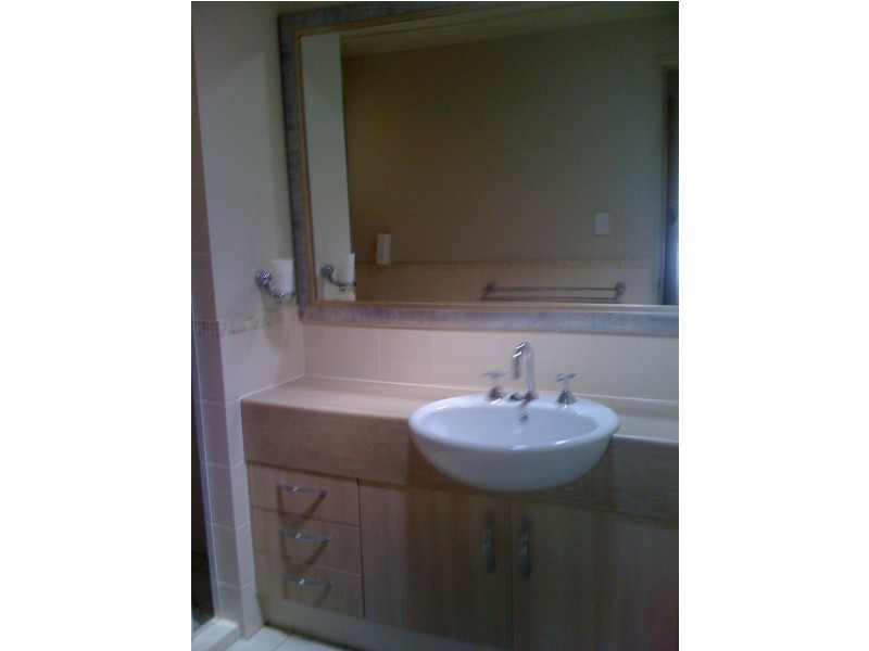 21/2-8 North Shore Ave, Varsity Lakes QLD 4227