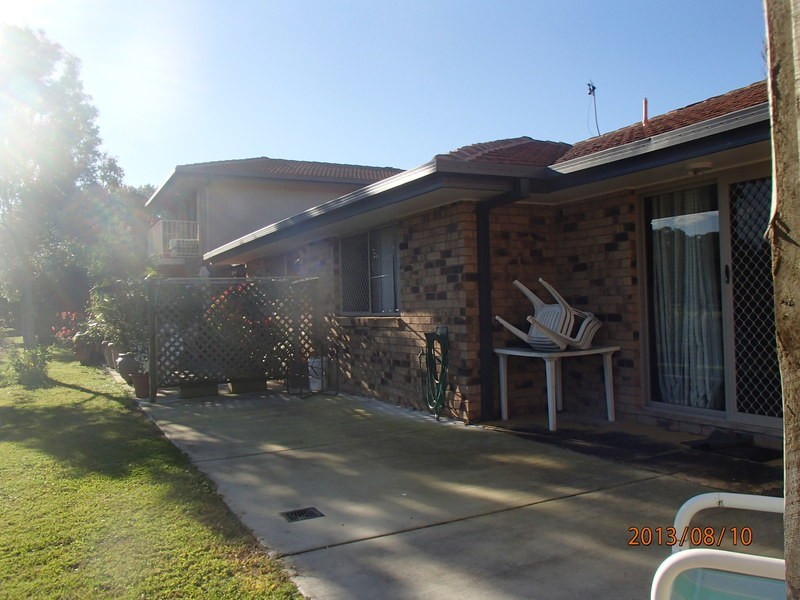 villa @11 waterford court, Bundall QLD 4217