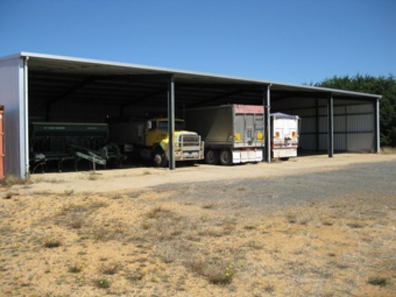 1406 Lismore-Pitfield Road, Wallinduc VIC 3351