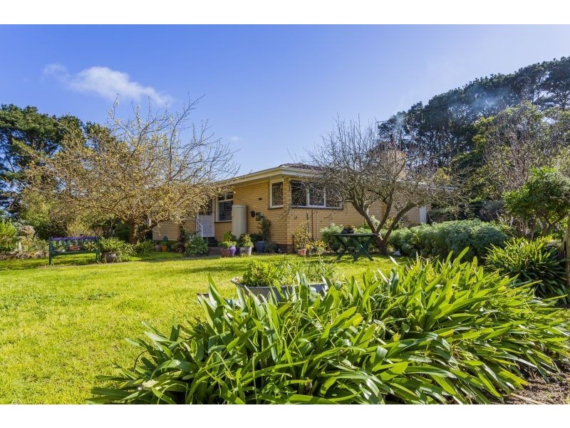 975 Mount Duneed Road, Freshwater Creek VIC 3216