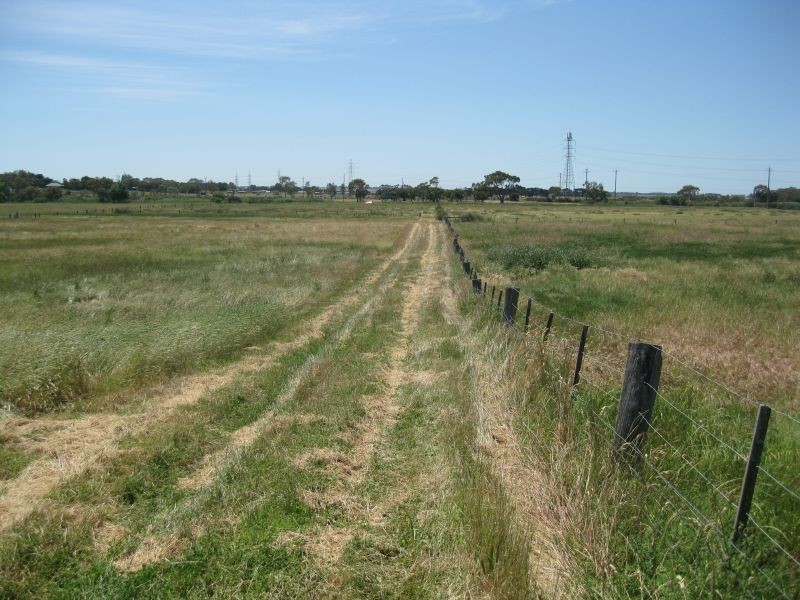 15 Jendes Lane, Marshall VIC 3216