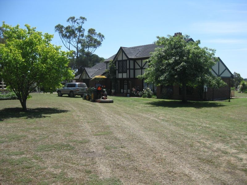 15 Jendes Lane, Marshall VIC 3216