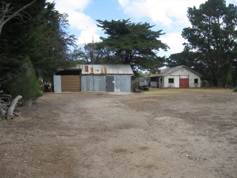 1042-1050 Bellarine Highway, Wallington VIC 3221