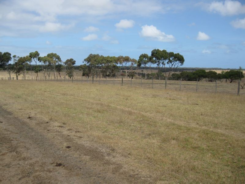 1042-1050 Bellarine Highway, Wallington VIC 3221