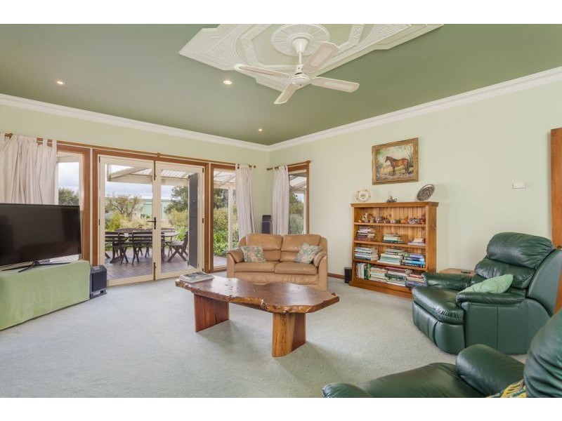 105 Dickins Road, Mount Duneed VIC 3216