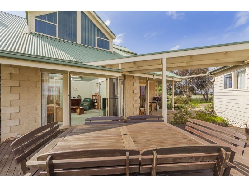 105 Dickins Road, Mount Duneed VIC 3216