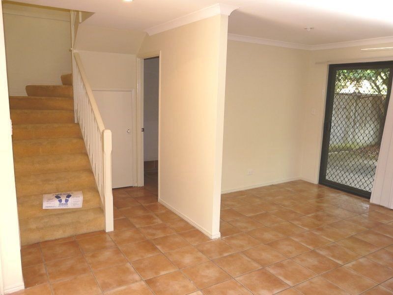 51/8 Diamond Place, Runcorn QLD 4113