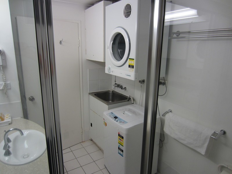 203/191 McLeod Street, Cairns North QLD 4870