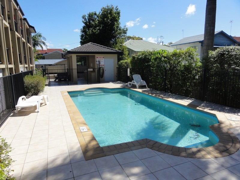 3 Tate Street, Southport QLD 4215