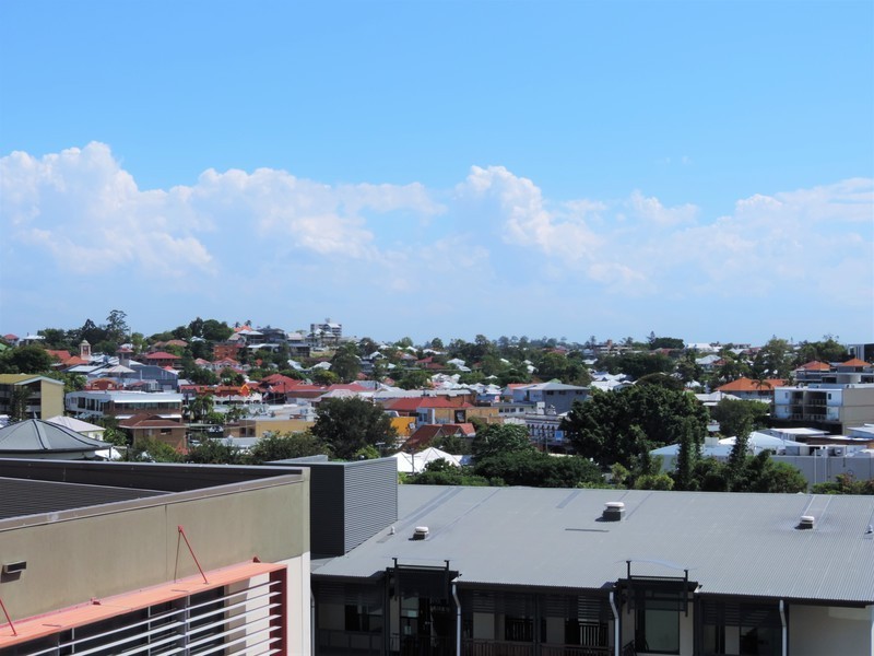 1056/9  Edmondstone street, South Brisbane QLD 4101