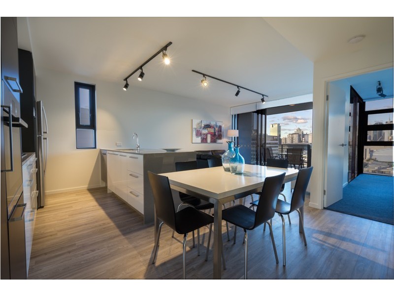 2084/9 Edmondstone Street, South Brisbane QLD 4101