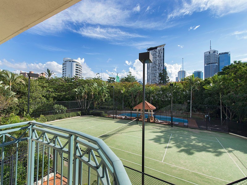 1 GOODWIN STREET, Kangaroo Point QLD 4169