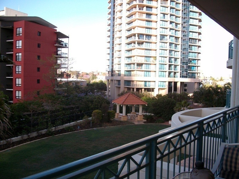 1 GOODWIN STREET, Kangaroo Point QLD 4169