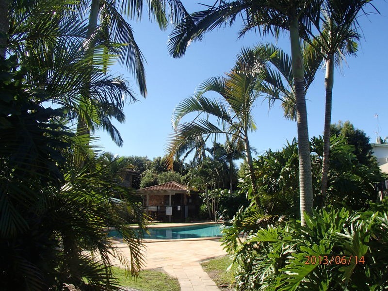 townhouse @ 11 waterford court, Bundall QLD 4217