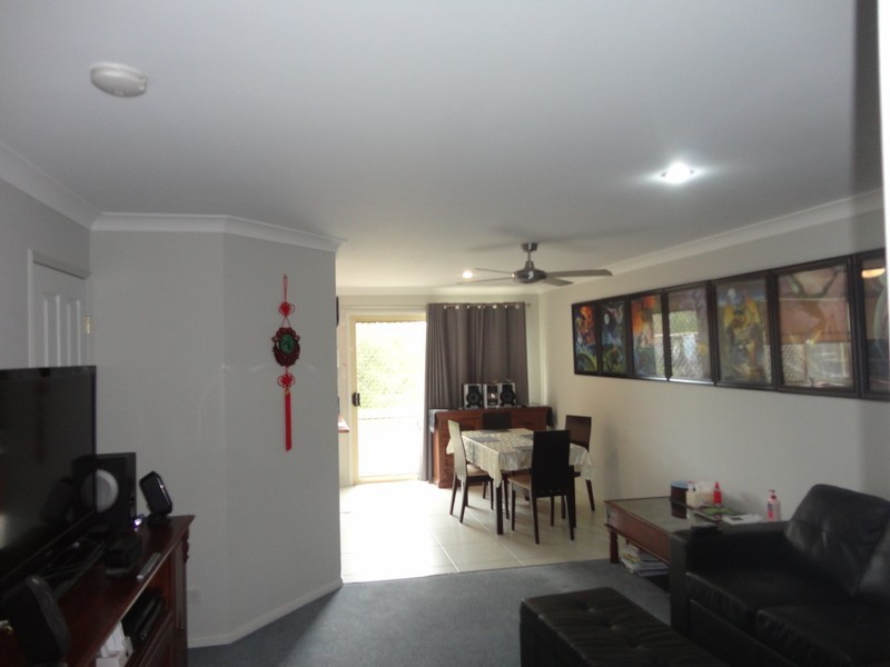 1 Highridge Road, Springfield QLD 4300