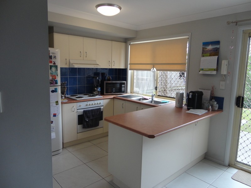 1 Highridge Road, Springfield QLD 4300