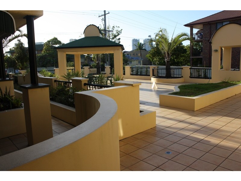 21/152 High Street, Southport QLD 4215