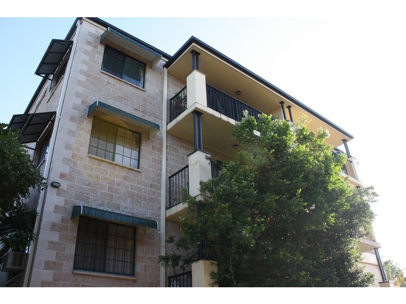 21/152 High Street, Southport QLD 4215