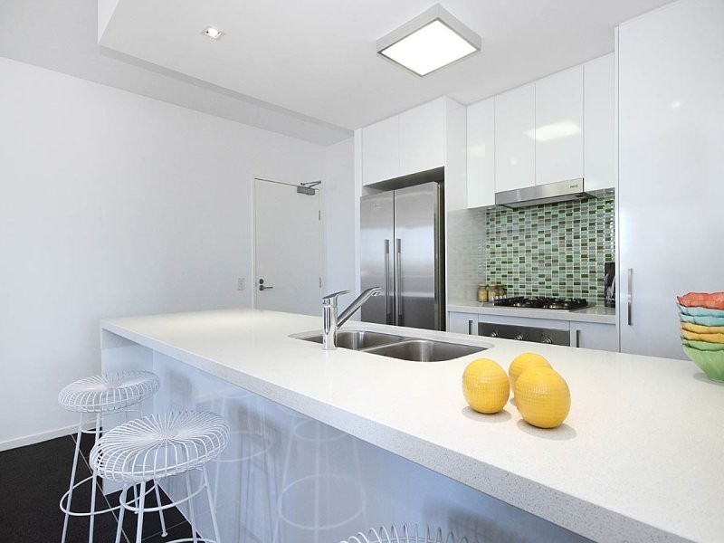 506/159 Logan Rd, Woolloongabba QLD 4102