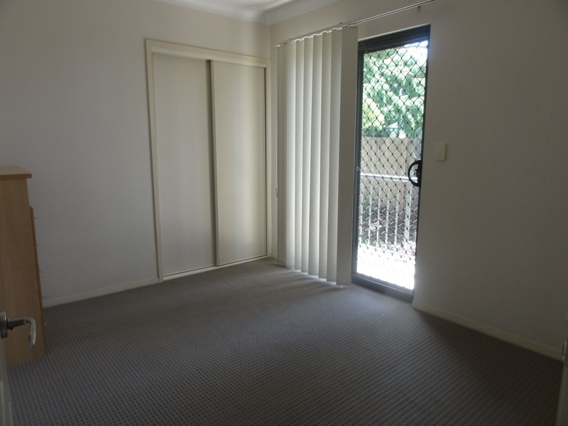 8 Whitby Street, Southport QLD 4215