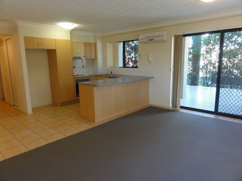 3 Tate Street, Southport QLD 4215