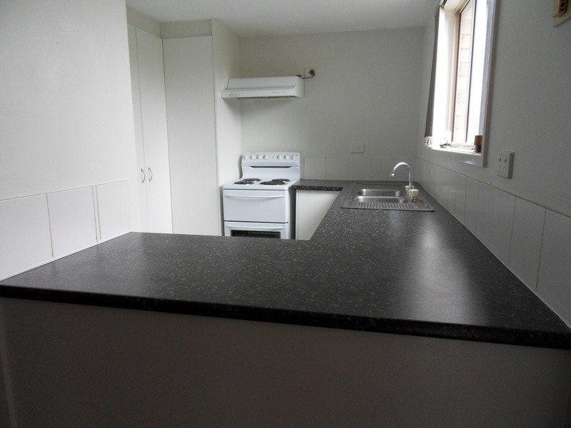 townhouse @ 11 waterford court, Bundall QLD 4217