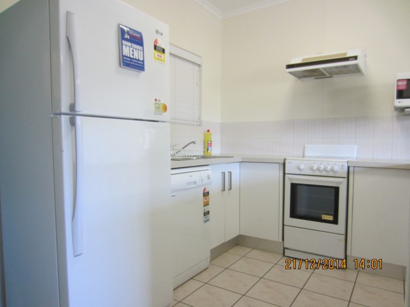 202/191 McLeod Street, Cairns North QLD 4870