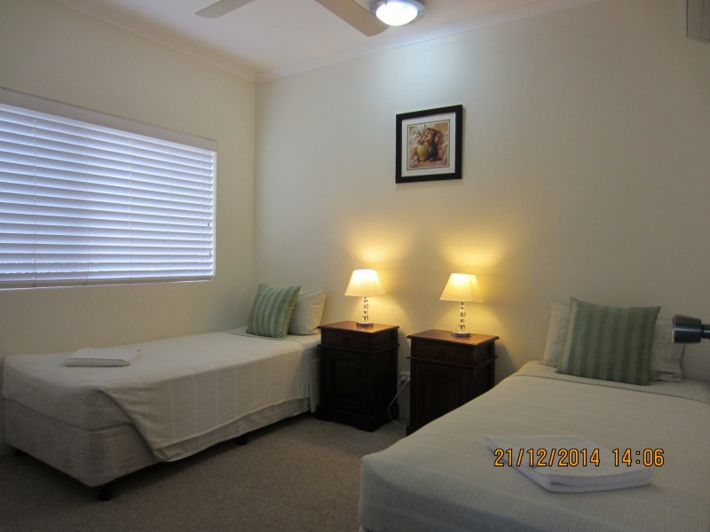 202/191 McLeod Street, Cairns North QLD 4870