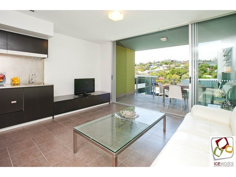 32/10 DOWSE STREET, Paddington QLD 4064