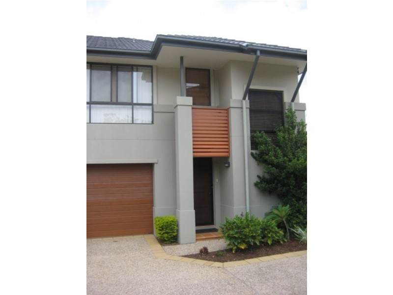 2-8 North Shore Ave, Varsity Lakes QLD 4227